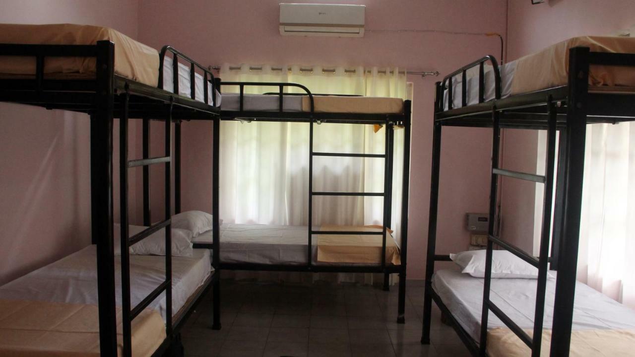 Gibbon Backpackers Hostel Guwahati Luaran gambar