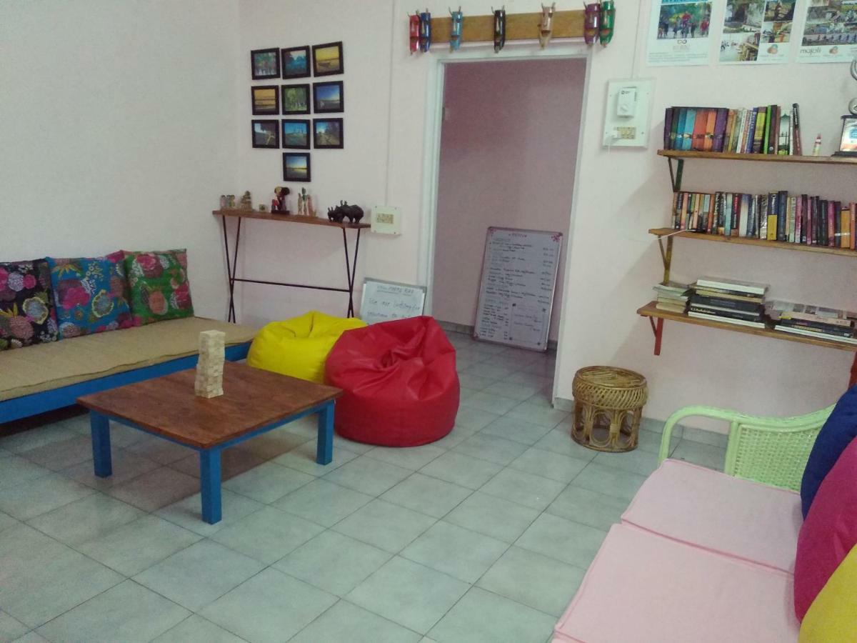 Gibbon Backpackers Hostel Guwahati Luaran gambar