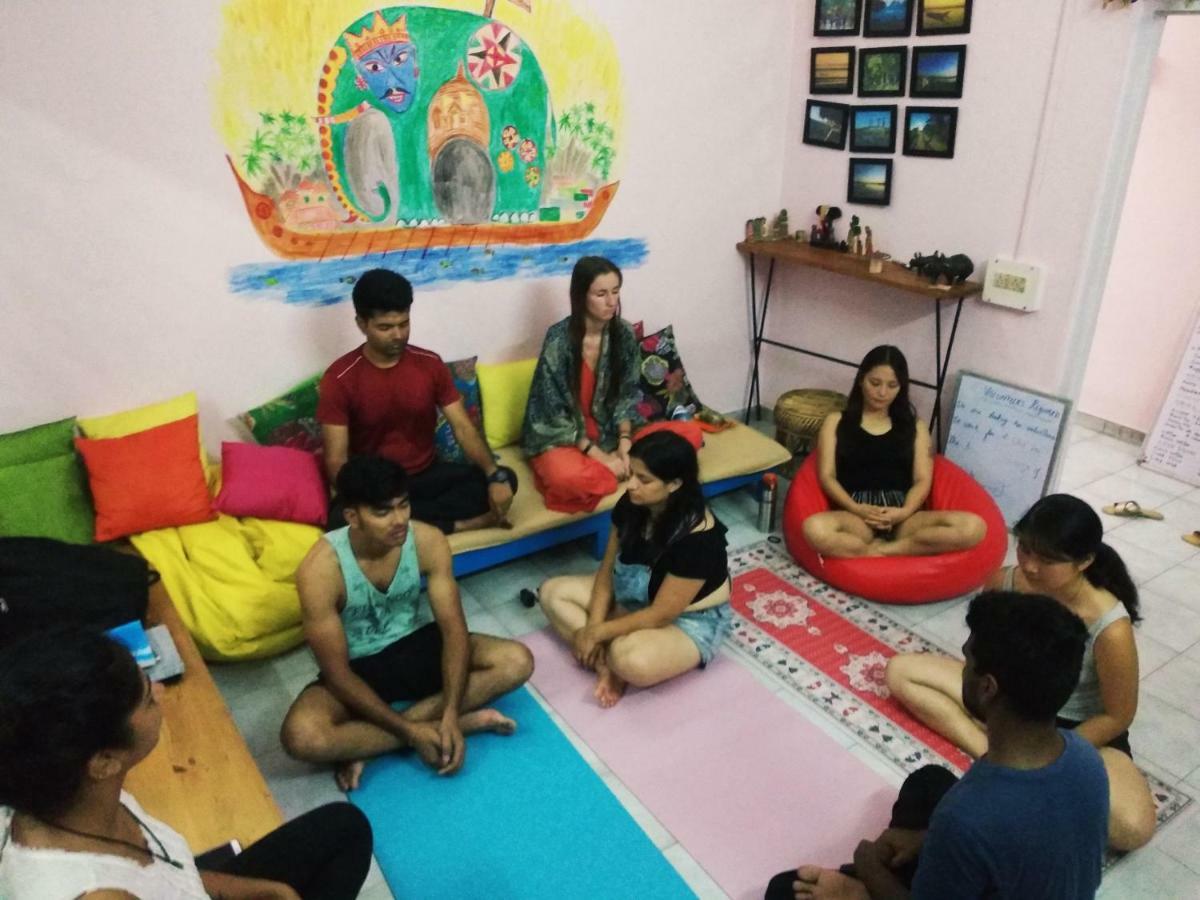 Gibbon Backpackers Hostel Guwahati Luaran gambar