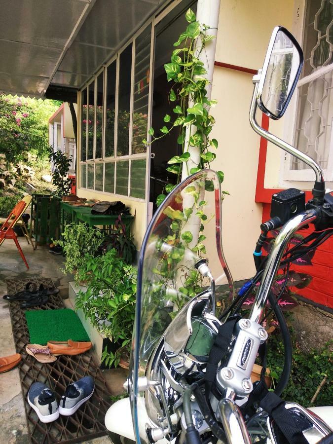 Gibbon Backpackers Hostel Guwahati Luaran gambar