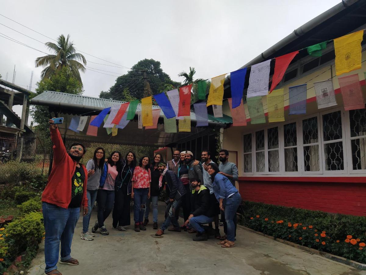 Gibbon Backpackers Hostel Guwahati Luaran gambar