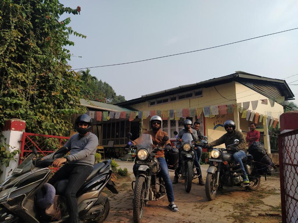Gibbon Backpackers Hostel Guwahati Luaran gambar