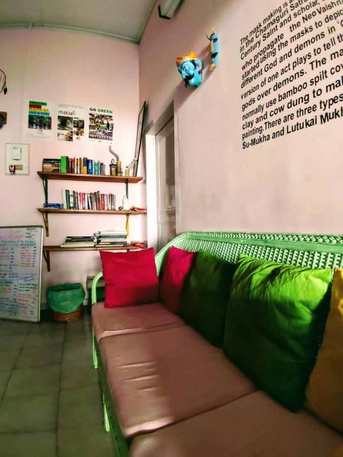 Gibbon Backpackers Hostel Guwahati Luaran gambar